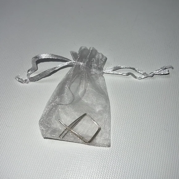 NEW Sterling Silver Abstract Fish Earrings - Picture 3 of 3